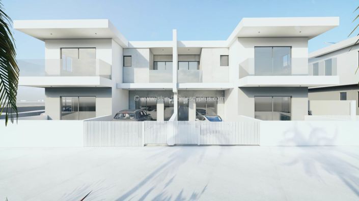 Image No.2-4 Bed Townhouse for sale