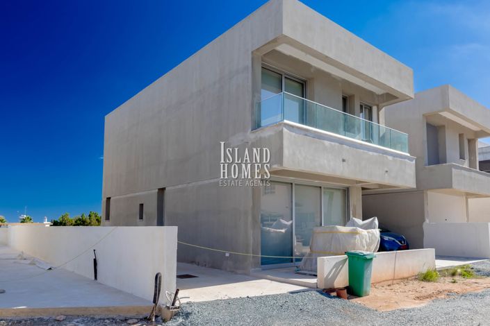 Image No.7-3 Bed Property for sale