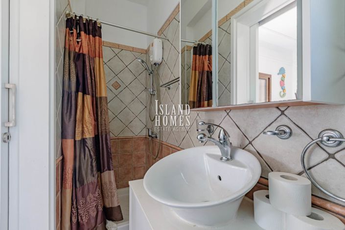 Image No.18-Villa / Détaché de 3 chambres à vendre à Ayia Thekla