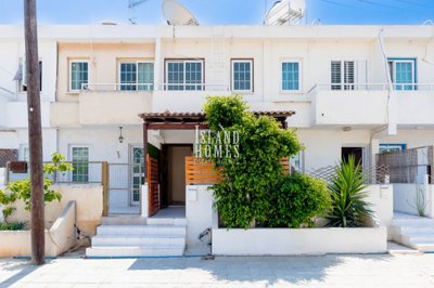 1 - Paralimni, Maison de ville
