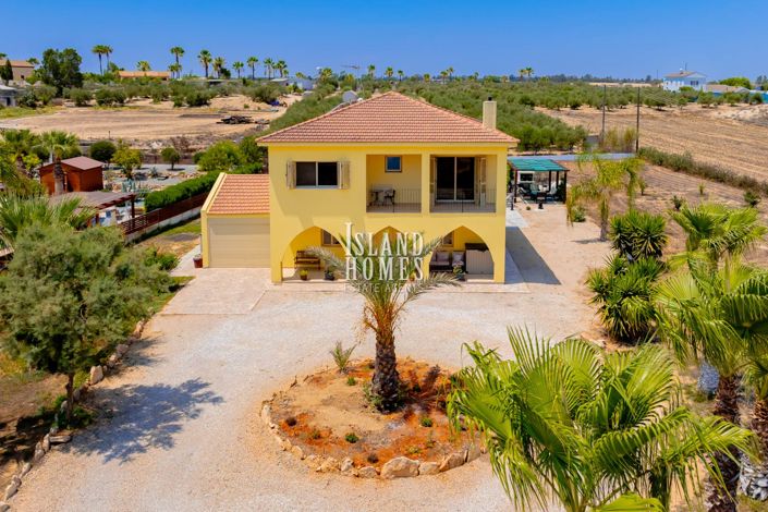 Image No.13-4 Bed Villa / Detached for sale