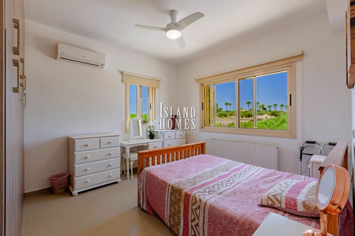 Image No.43-4 Bed Villa / Detached for sale