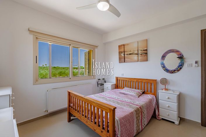 Image No.44-4 Bed Villa / Detached for sale