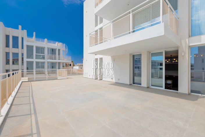 Image No.12-2 Bed Apartment for sale