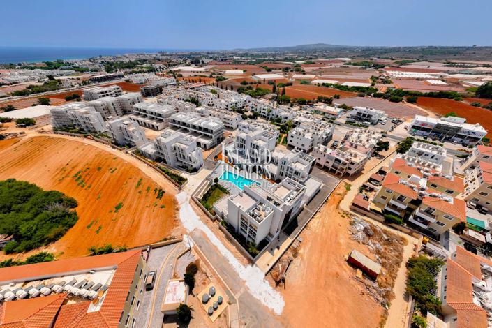 Image No.23-2 Bed Apartment for sale