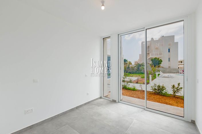 Image No.15-2 Bed Apartment for sale