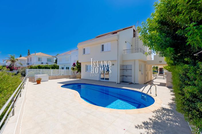 Image No.15-4 Bed Villa / Detached for sale