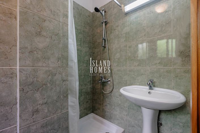 Image No.16-4 Bed Villa / Detached for sale