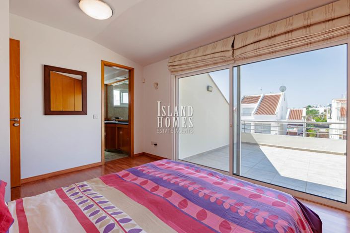 Image No.21-4 Bed Villa / Detached for sale