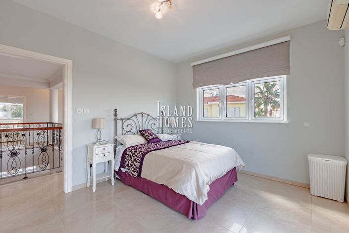 Image No.30-4 Bed Villa / Detached for sale