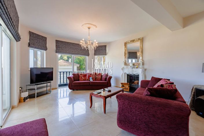 Image No.4-4 Bed Villa / Detached for sale