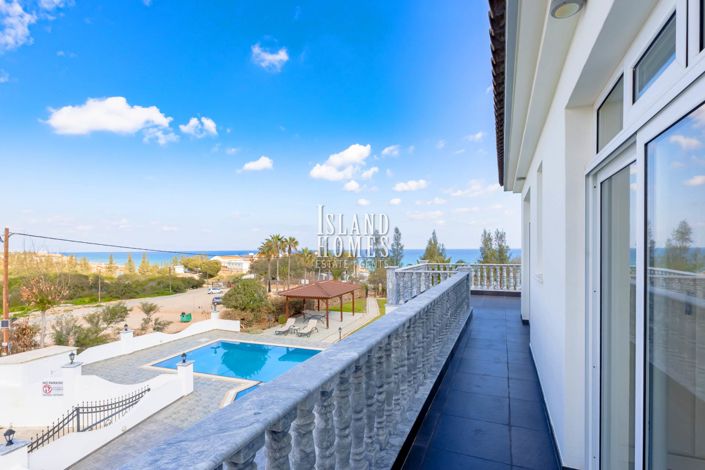 Image No.32-4 Bed Villa / Detached for sale