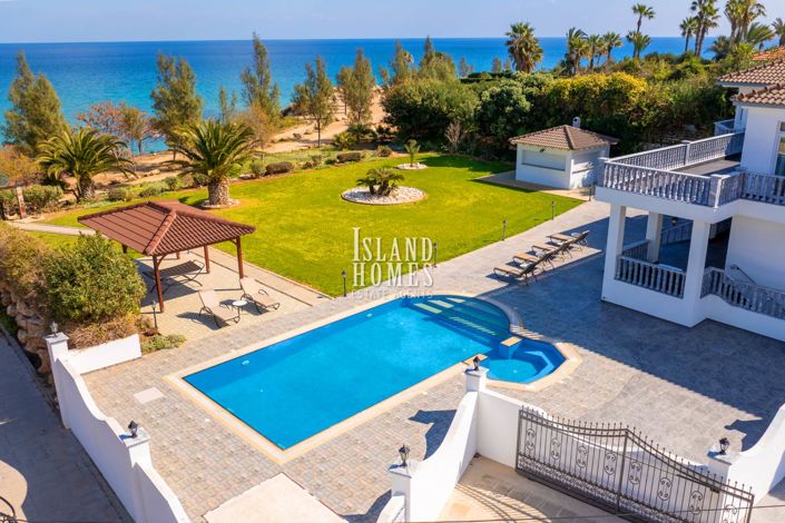 Image No.43-4 Bed Villa / Detached for sale