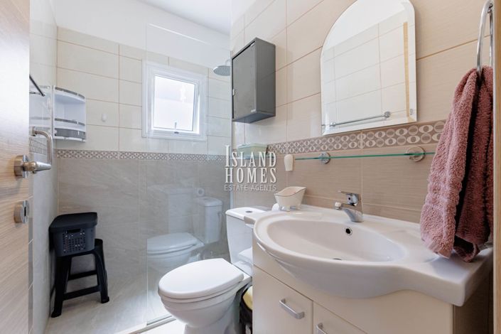 Image No.18-Villa de 2 chambres à vendre à Frenaros