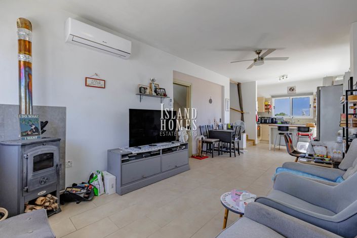 Image No.3-Villa de 2 chambres à vendre à Frenaros