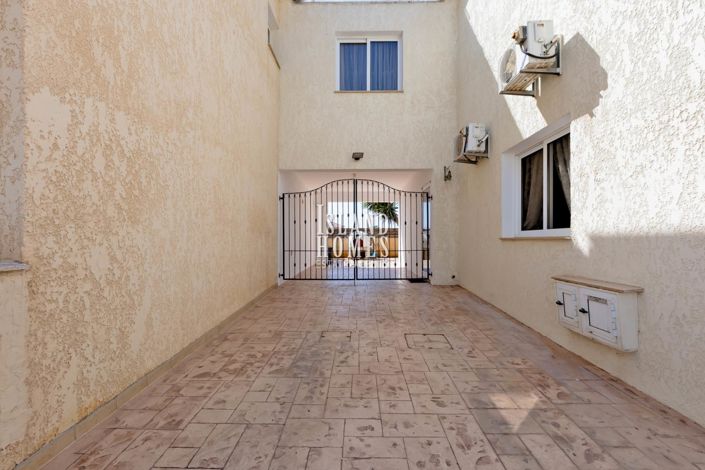 Image No.14-3 Bed Villa for sale