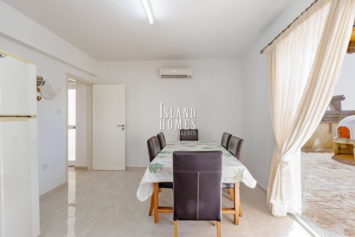 Image No.18-3 Bed Villa for sale