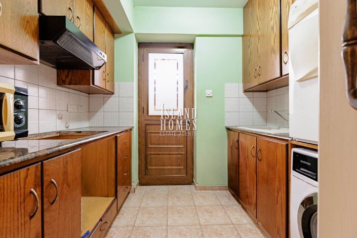 Image No.15-4 Bed Villa / Detached for sale