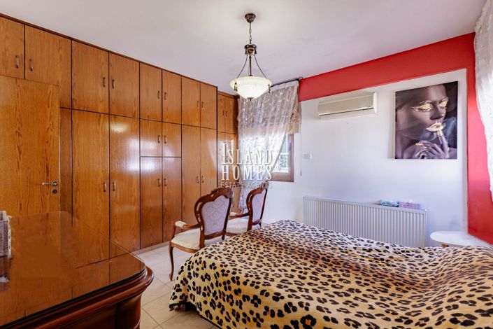 Image No.20-4 Bed Villa / Detached for sale