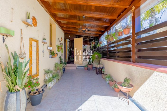 Image No.24-4 Bed Villa / Detached for sale