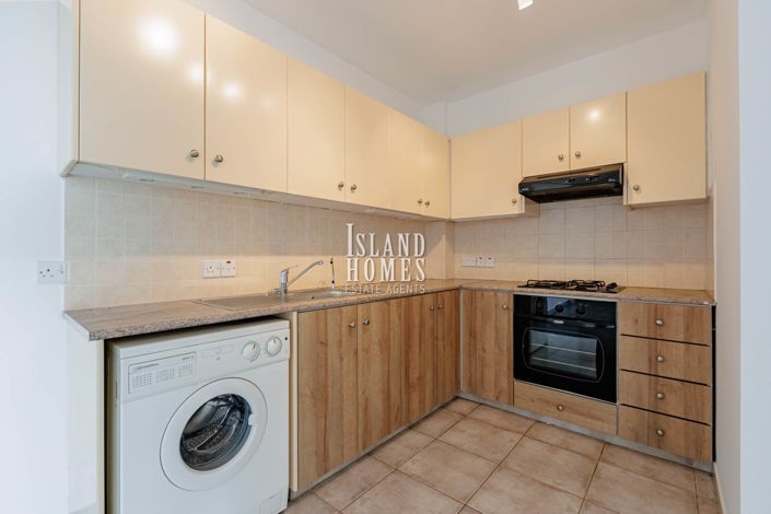 Image No.8-Appartement de 3 chambres à vendre à Deryneia