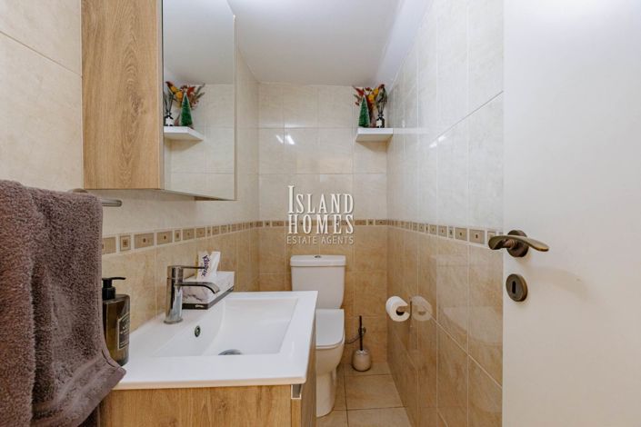 Image No.17-Jumelé de 3 chambres à vendre à Frenaros