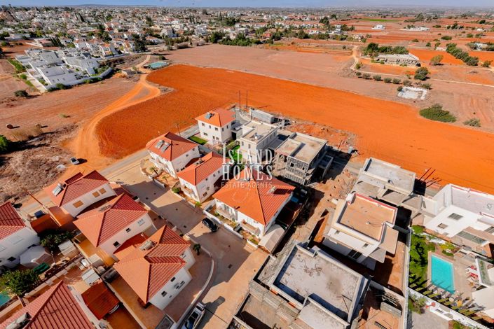 Image No.8-Jumelé de 3 chambres à vendre à Frenaros