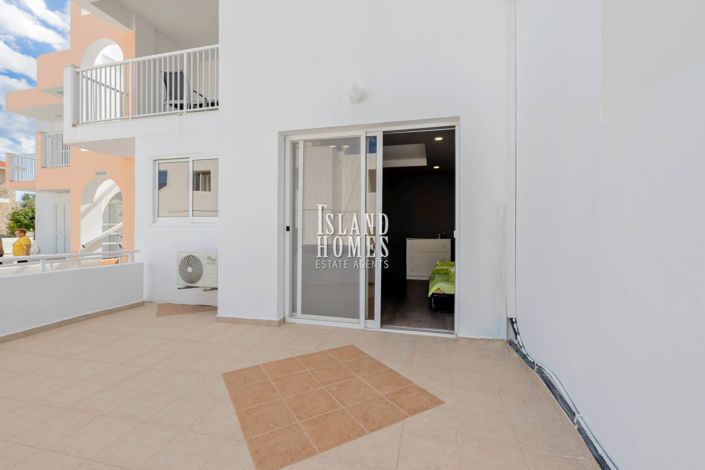 Image No.23-3 Bed Apartment for sale