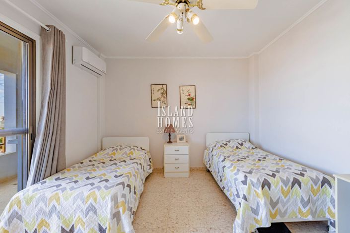 Image No.17-Maison de 5 chambres à vendre à Deryneia