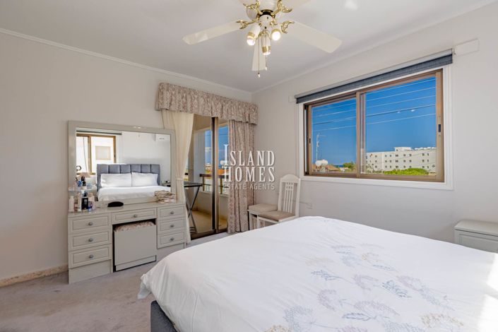 Image No.23-Maison de 5 chambres à vendre à Deryneia