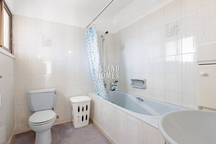 Image No.28-Maison de 5 chambres à vendre à Deryneia