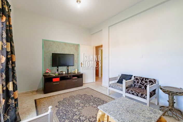 Image No.32-Maison de 5 chambres à vendre à Deryneia