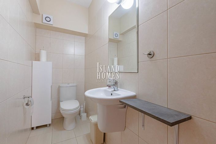 Image No.18-2 Bed Apartment for sale