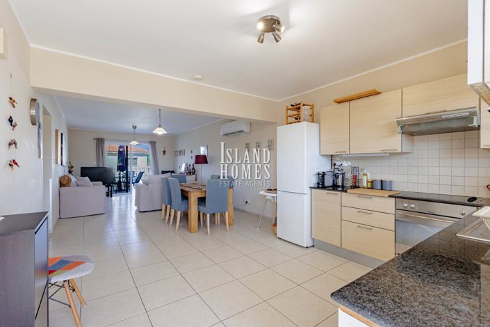 Image No.10-2 Bed Apartment for sale