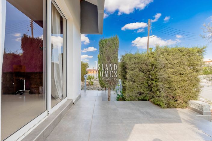 Image No.20-4 Bed Semi-Detached for sale