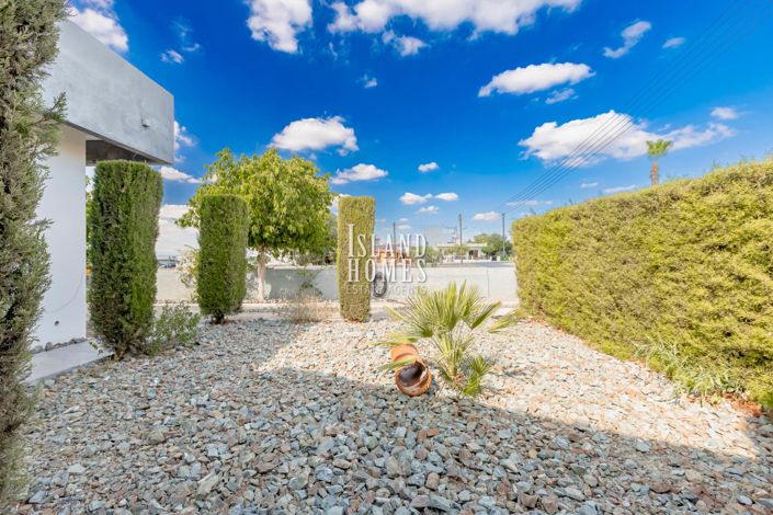 Image No.32-4 Bed Semi-Detached for sale