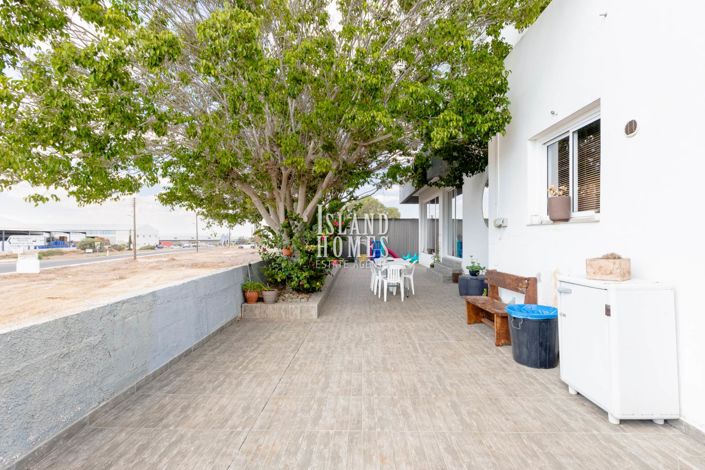 Image No.34-4 Bed Semi-Detached for sale