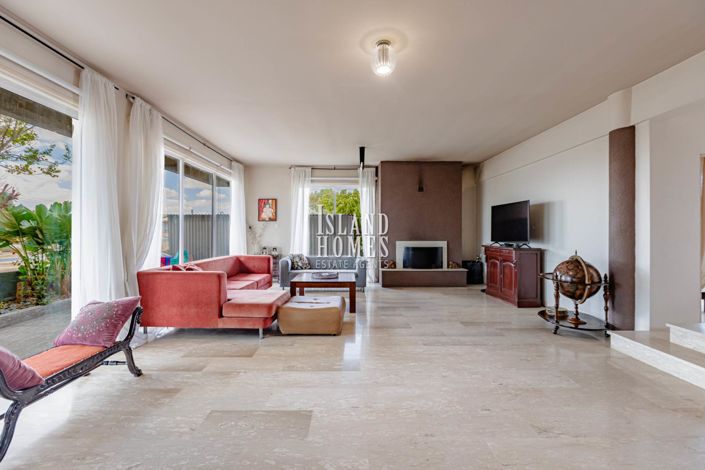 Image No.5-4 Bed Semi-Detached for sale