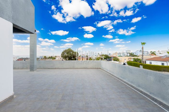 Image No.7-4 Bed Semi-Detached for sale