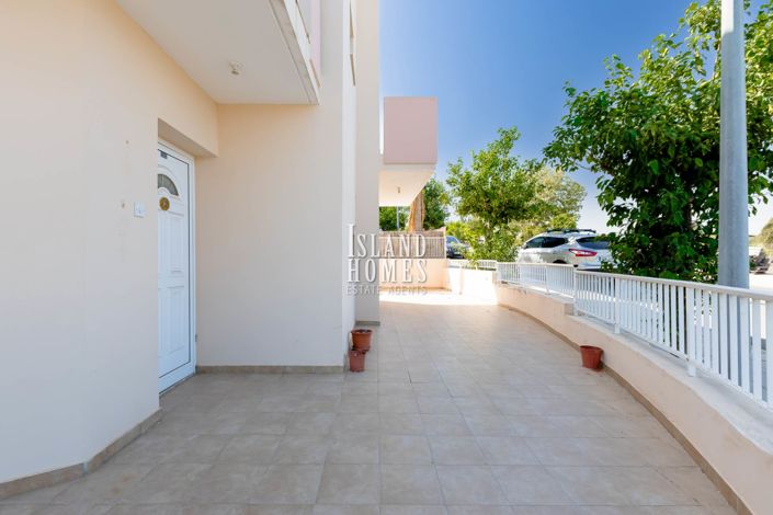 Image No.15-3 Bed Townhouse for sale