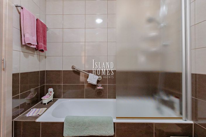 Image No.22-Appartement de 3 chambres à vendre à Frenaros