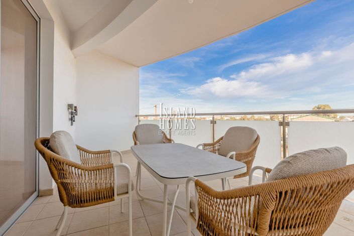 Image No.8-Appartement de 3 chambres à vendre à Frenaros