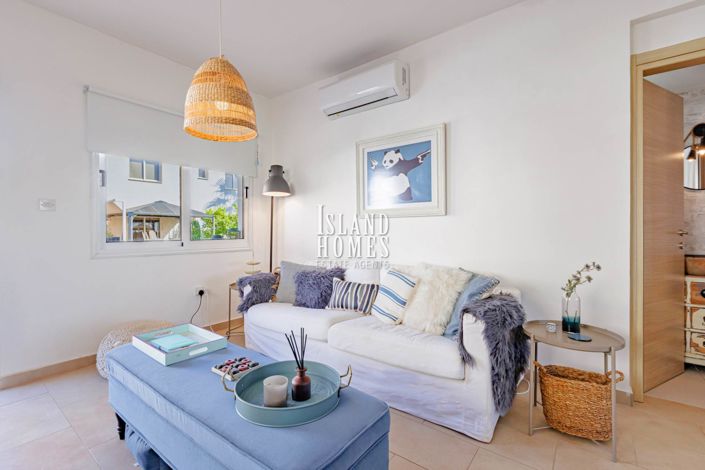 Image No.12-Villa de 2 chambres à vendre à Frenaros