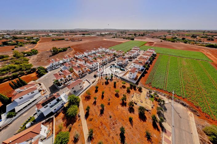 Image No.28-Villa de 2 chambres à vendre à Frenaros