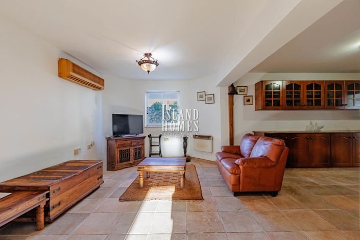 Image No.16-6 Bed Villa / Detached for sale