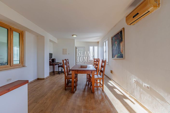 Image No.20-6 Bed Villa / Detached for sale