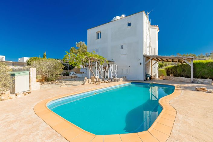 Image No.3-6 Bed Villa / Detached for sale