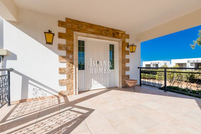 Image No.23-6 Bed Villa / Detached for sale