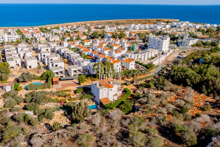 Image No.4-6 Bed Villa / Detached for sale