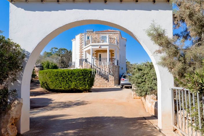 Image No.8-6 Bed Villa / Detached for sale